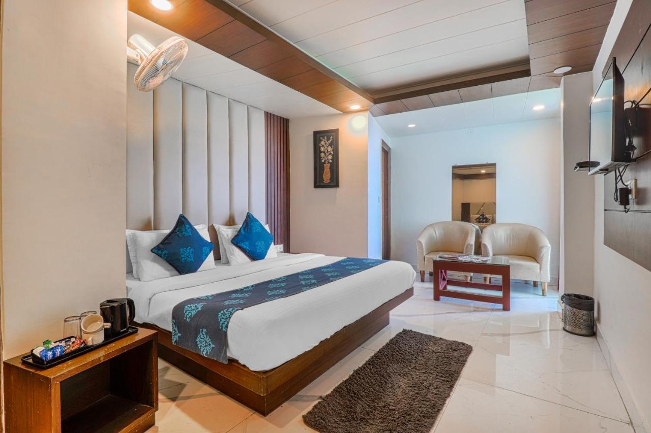 Hotel Silver Line By La Casa Mussoorie Εξωτερικό φωτογραφία